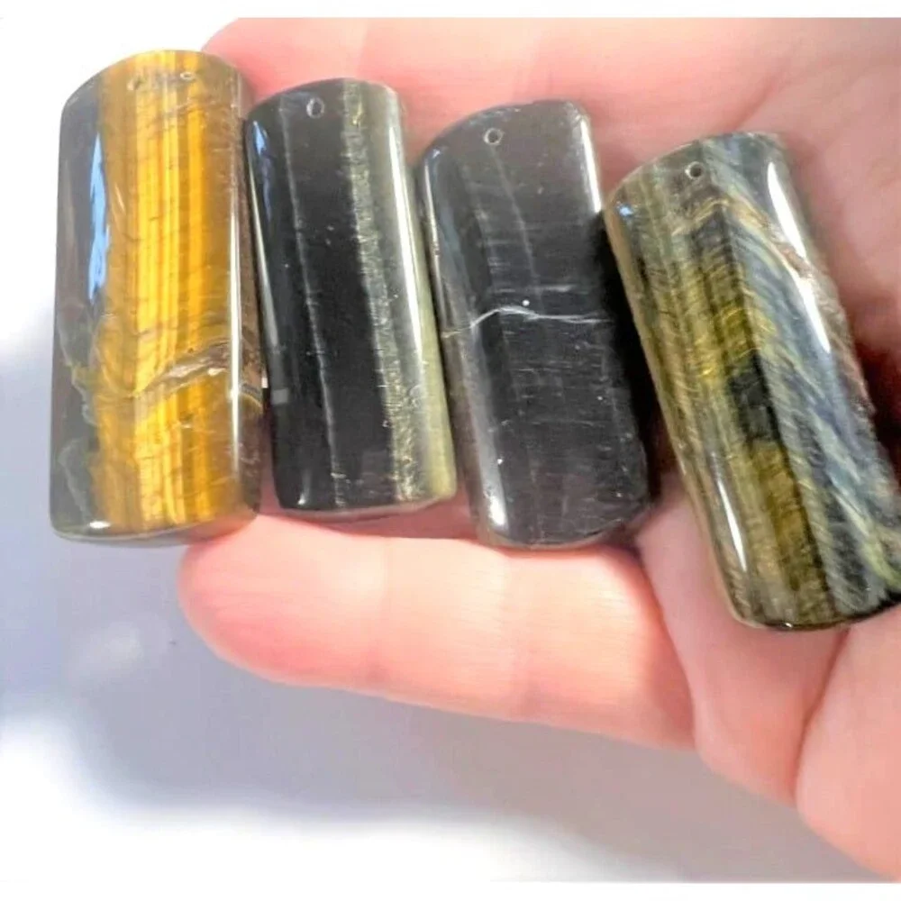 Beautiful Blue Tiger Eye Pendant Lot